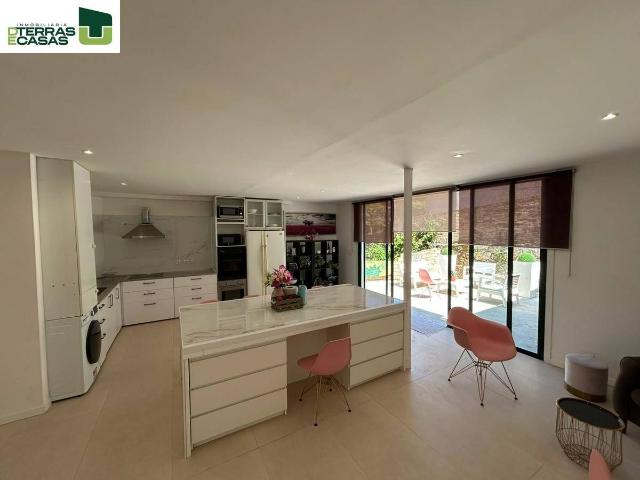 Casa chalet en Venta en Teis