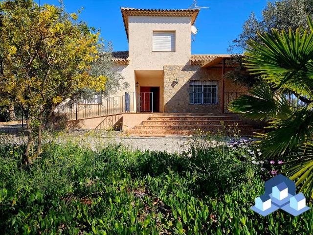 Casa chalet en Venta en Tiata