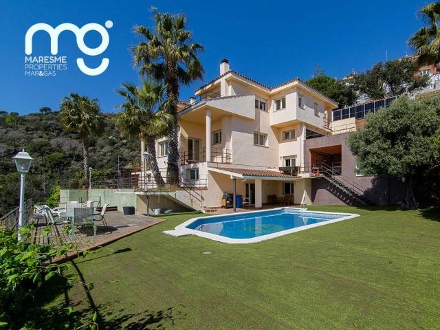 Casa chalet en Venta en Tiana
