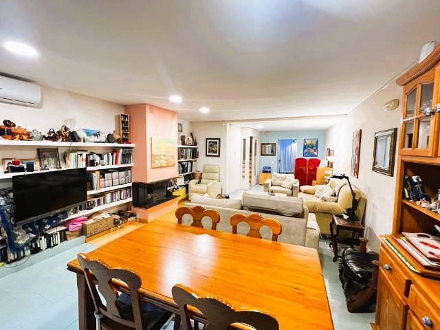 Casa chalet en Venta en Tiana