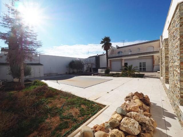 Casa chalet en Venta en Tomelloso