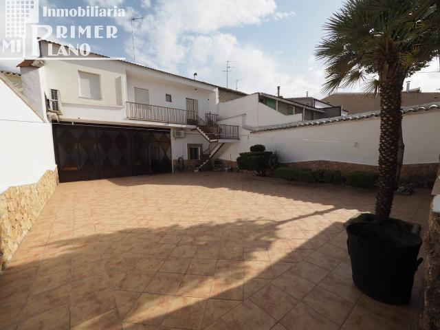 Casa chalet en Venta en Tomelloso