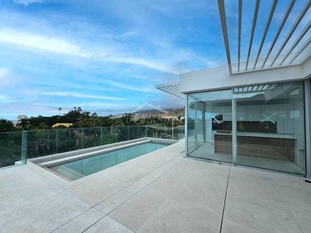 Casa chalet en Venta en Torviscas Centro y Alto