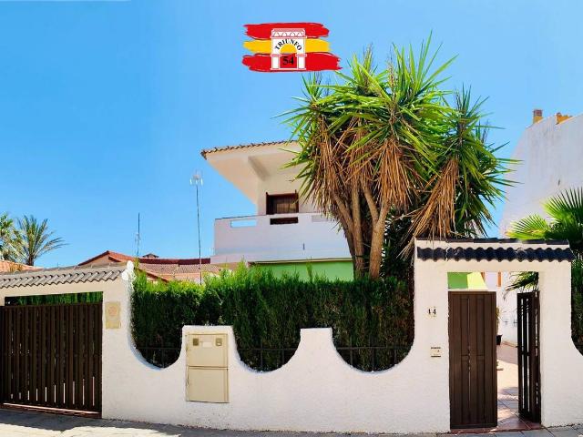 Casa chalet en Venta en Torre de la Horadada