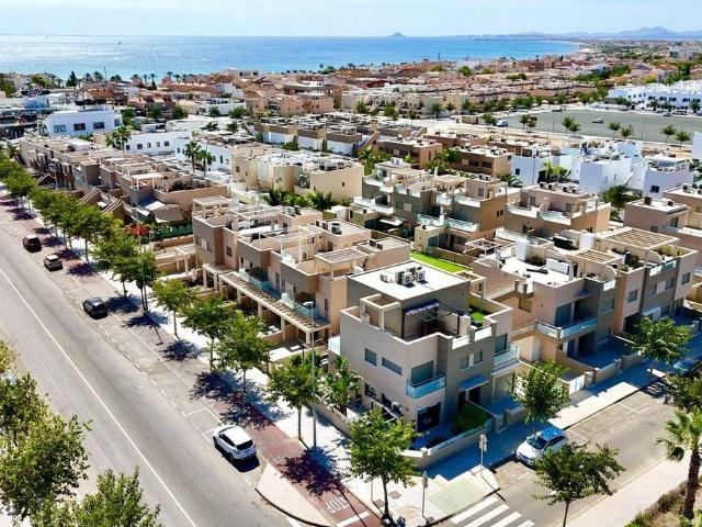 Casa chalet en Venta en Torre de la Horadada