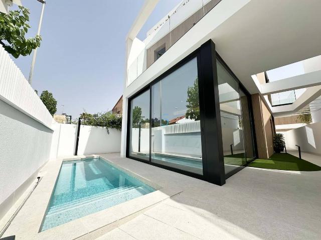 Casa chalet en Venta en Torre de la Horadada