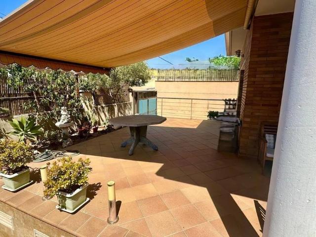Casa chalet en Venta en Torrent Ballester
