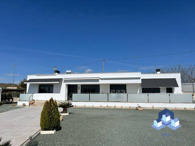Casa chalet en Venta en Torrealvilla