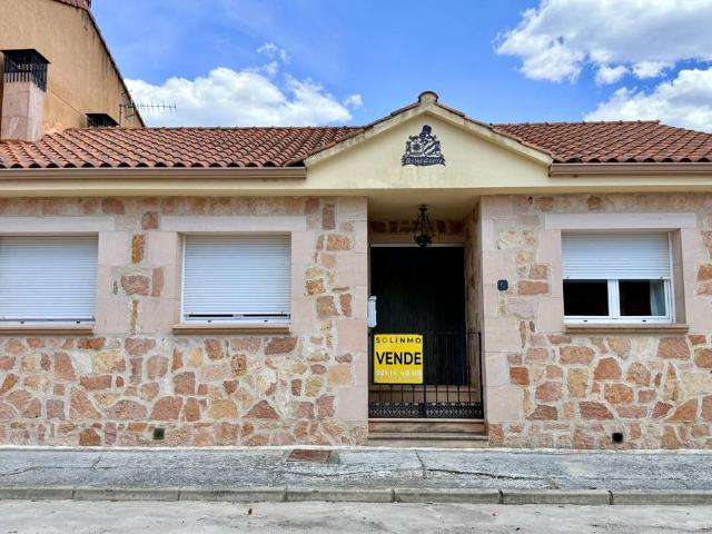Casa chalet en Venta en Torrecilla del Pinar