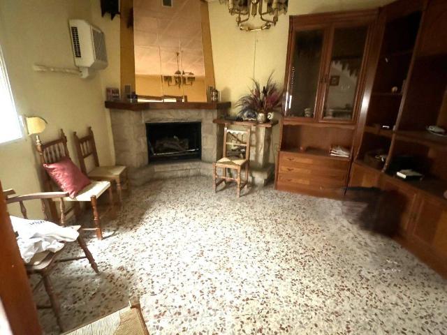 Casa chalet en Venta en Torredonjimeno