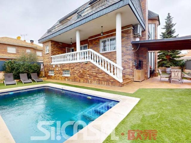 Casa chalet en Venta en Torrejón de la Calzada