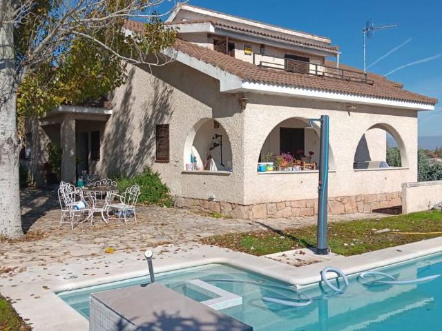 Casa chalet en Venta en Torrejón del Rey