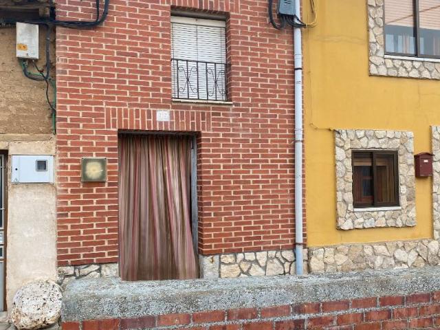 Casa chalet en Venta en Torrelobatón