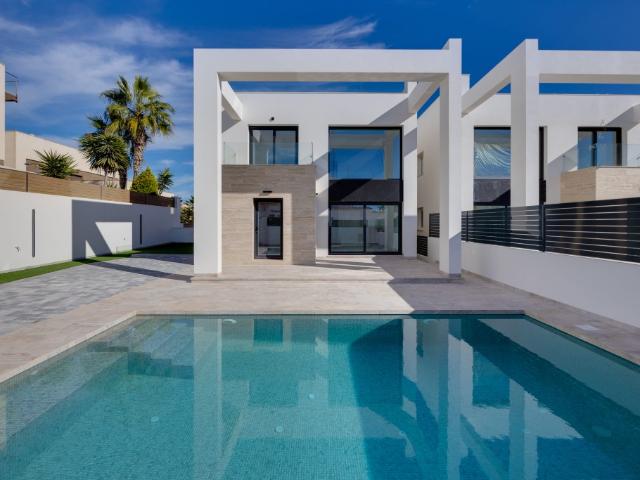 Casa Chalet en Venta en Torrevieja Alicante