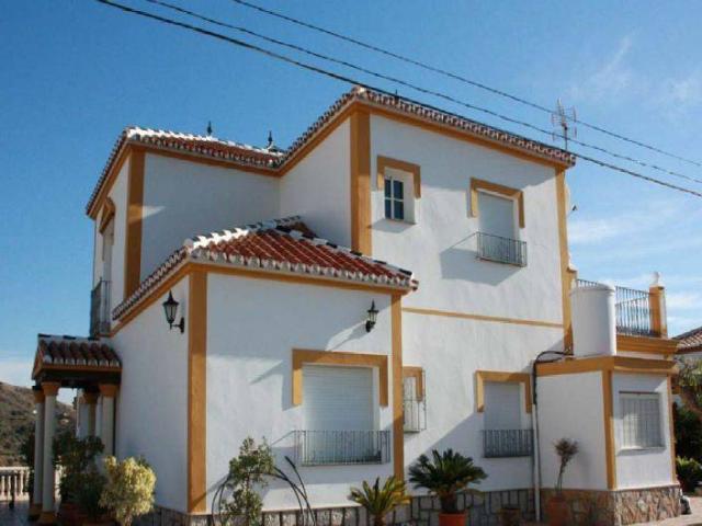 Casa chalet en Venta en Torrox Pueblo