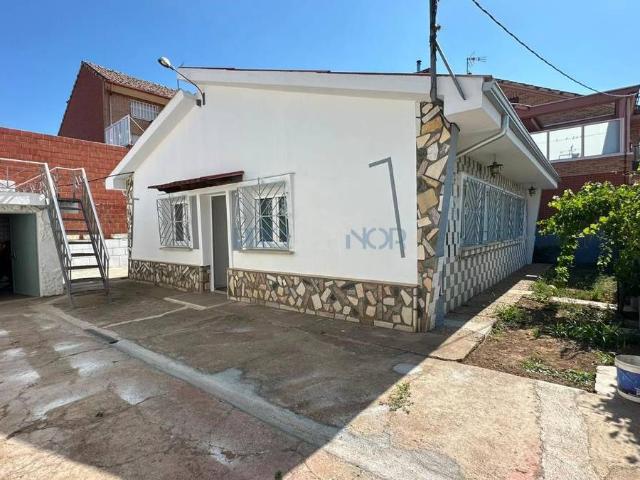 Casa chalet en Venta en Trobajo del Camino