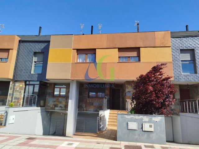 Casa chalet en Venta en Trobajo del Camino