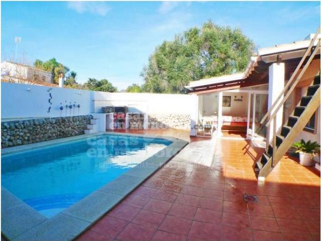 Casa chalet en Venta en Trebalúger