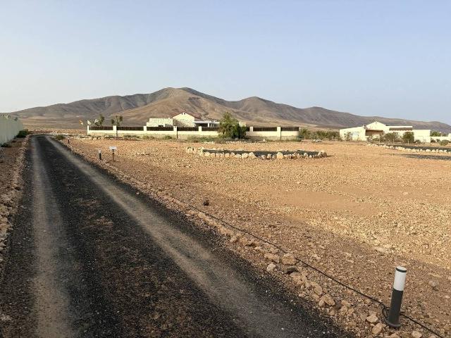 Casa chalet en Venta en Triquivijate