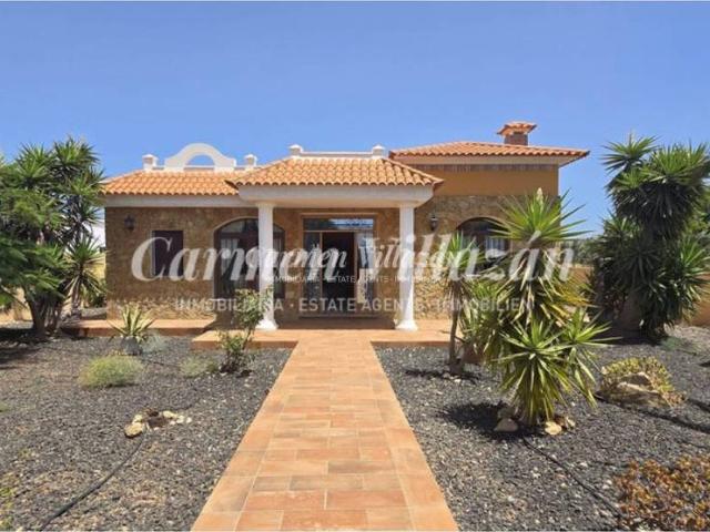 Casa chalet en Venta en Triquivijate