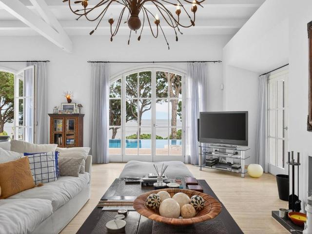 Casa chalet en Venta en Tueda