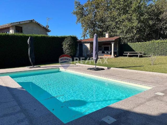 Casa chalet en Venta en Tui