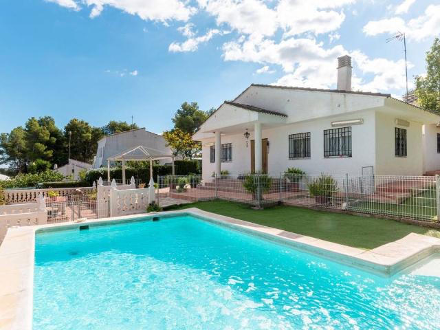 Casa chalet en Venta en Turís