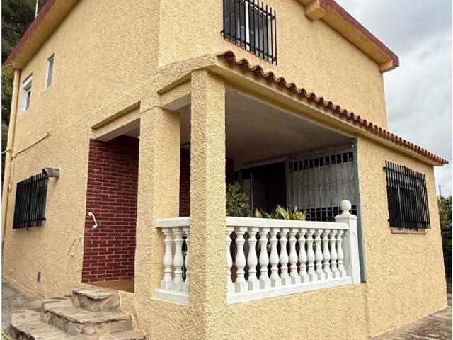 Casa chalet en Venta en Turís