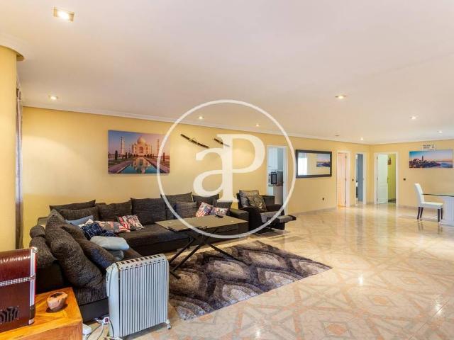Casa chalet en Venta en Turís