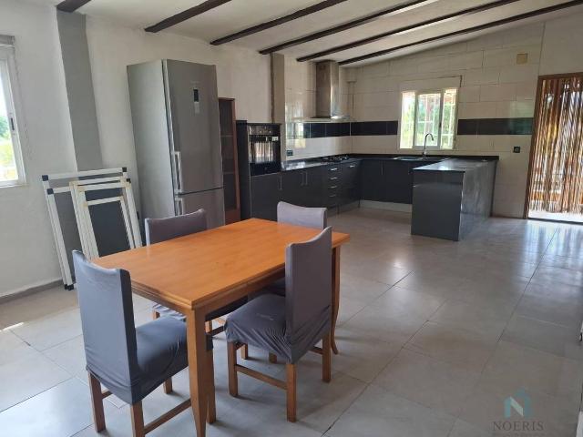 Casa chalet en Venta en Turís