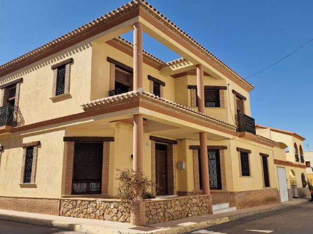 Casa chalet en Venta en Turre