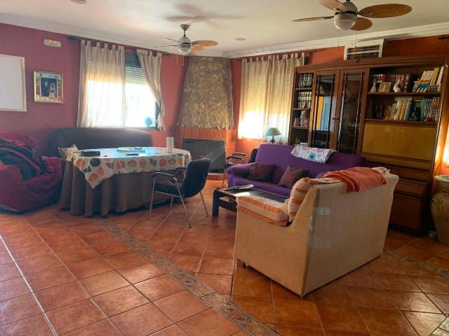 Casa chalet en Venta en Úbeda