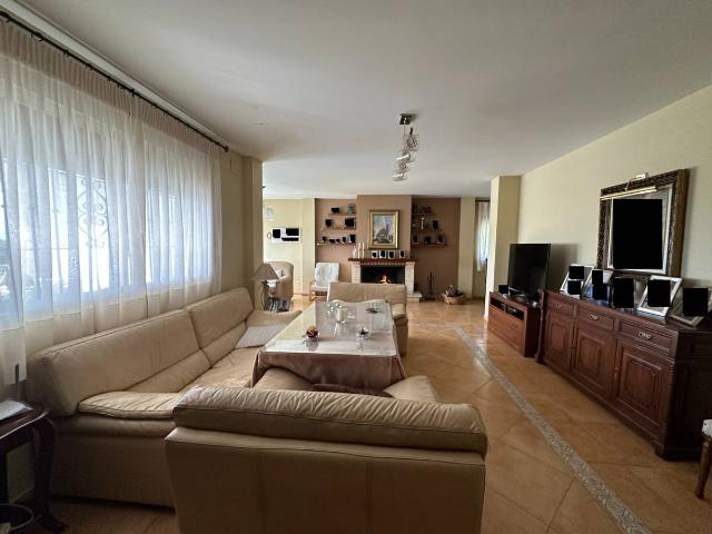 Casa chalet en Venta en Úbeda