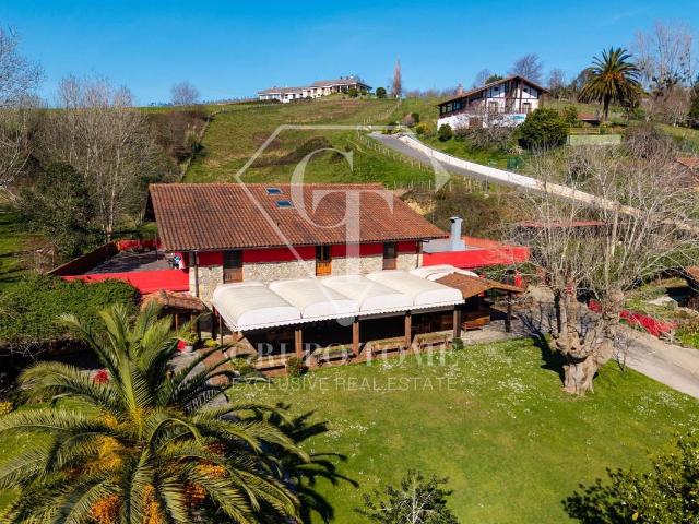 Casa chalet en Venta en Usurbil