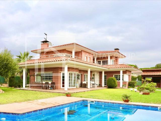 Casa chalet en Venta en Urbanitzacions