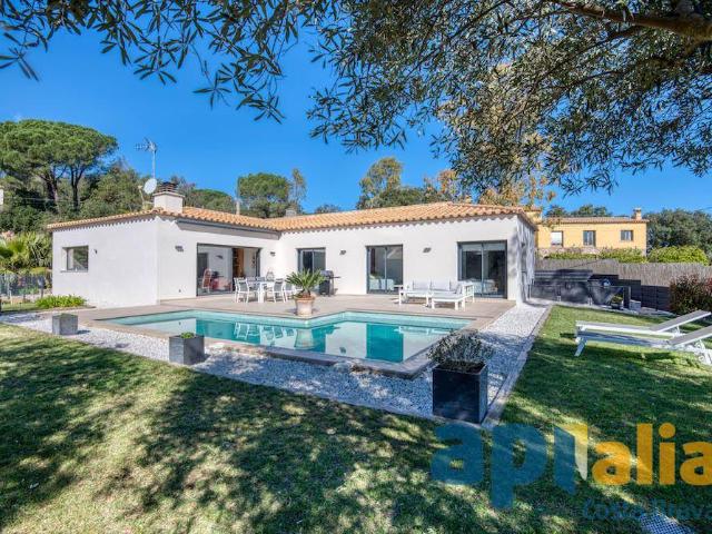 Casa chalet en Venta en Urbanitzacions
