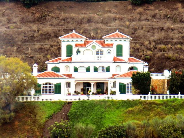 Casa chalet en Venta en Urbanización Santa Rosa
