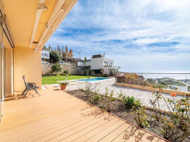 Casa chalet en Venta en Urbanización Santa Rosa
