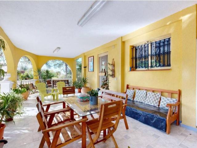 Casa chalet en Venta en Urbanizaciones