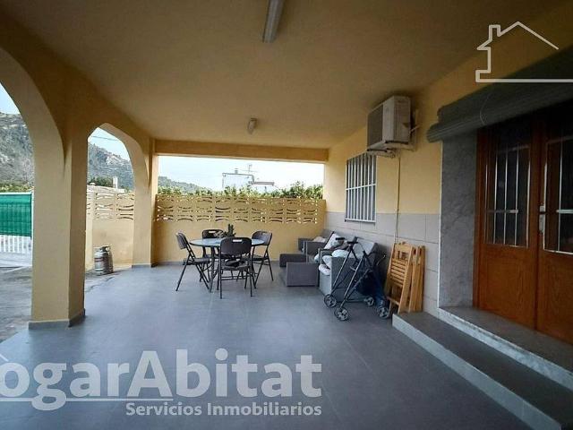 Casa chalet en Venta en Urbanizaciones