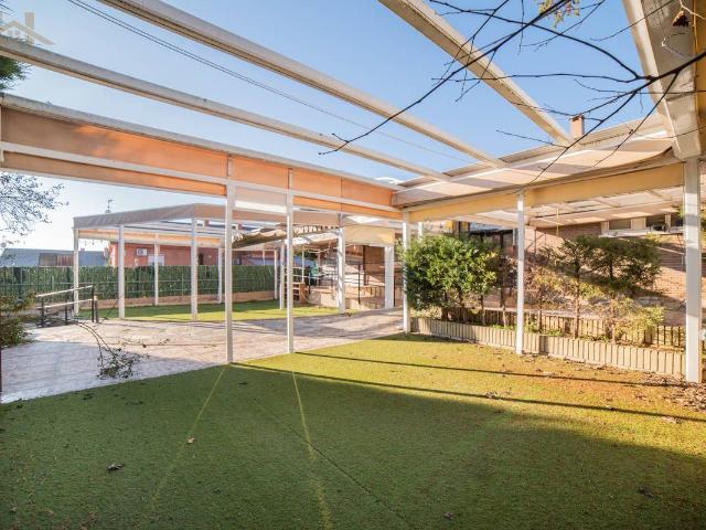 Casa chalet en Venta en Urbanizaciones