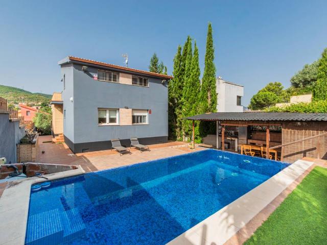 Casa chalet en Venta en Vacarisses