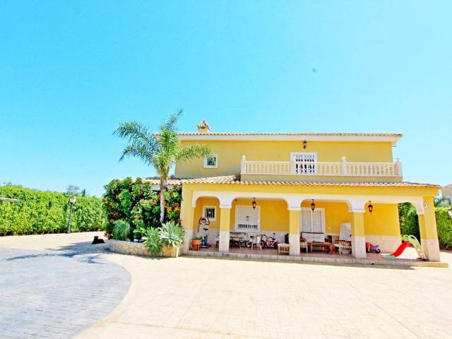 Casa chalet en Venta en Valverde