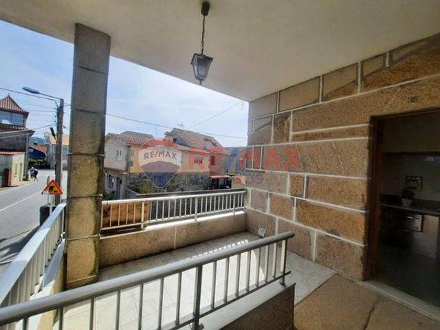Casa chalet en Venta en Valadares Beade