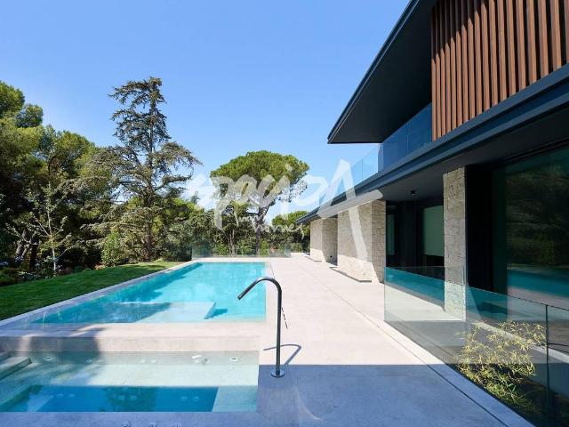 Casa chalet en Venta en Valdepastores Las Encinas