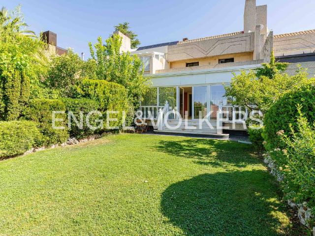 Casa chalet en Venta en Valdepastores Las Encinas