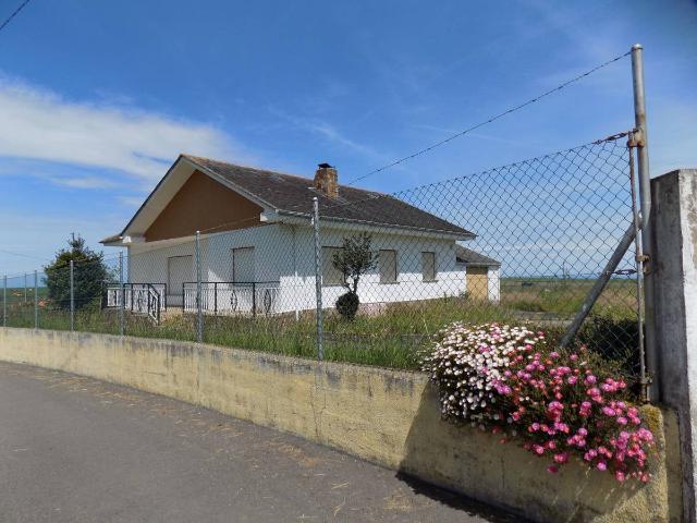 Casa chalet en Venta en Valdés Luarca
