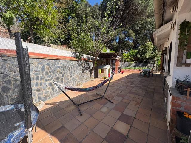 Casa chalet en Venta en Vallgorguina