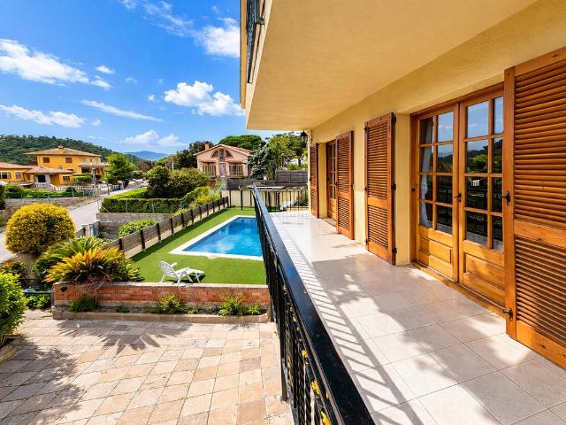 Casa chalet en Venta en Vallgorguina