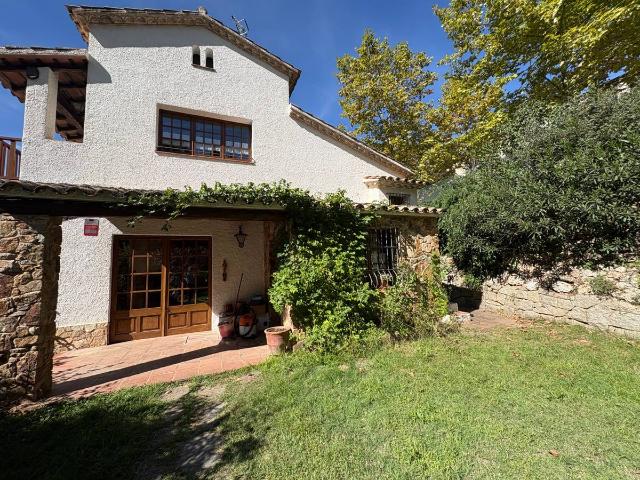 Casa chalet en Venta en Vallgorguina